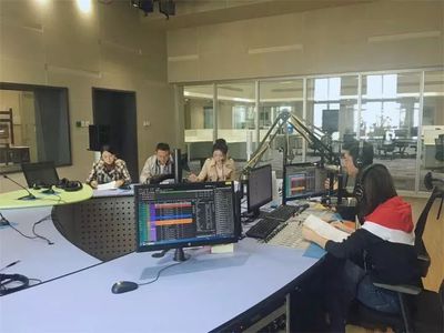 击水律师做客天津广播电台“法律帮帮团”栏目_刘文捷