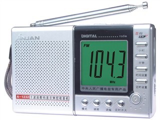 德生R-912收音机和安健A-1232哪个好_收音机对比_泡泡网